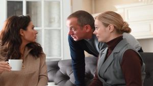 Старая развалина 1 серия Дата выхода